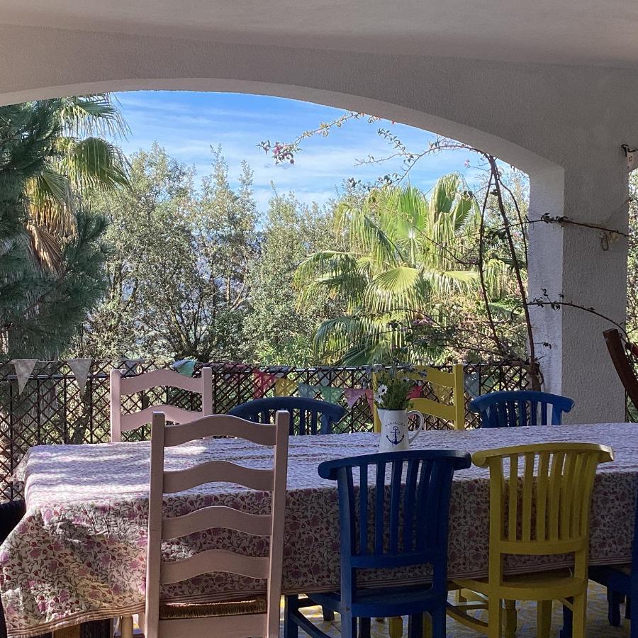 Cosy With Swimming Pool And Spacious Private Terrace