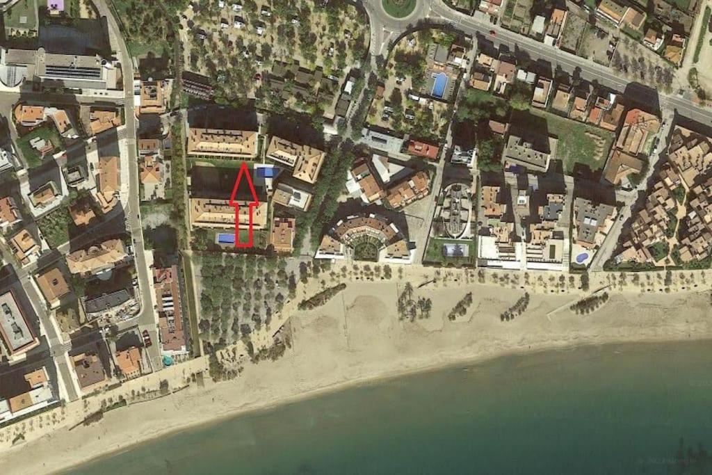 Apartment En Primera Linea De Mar Roses