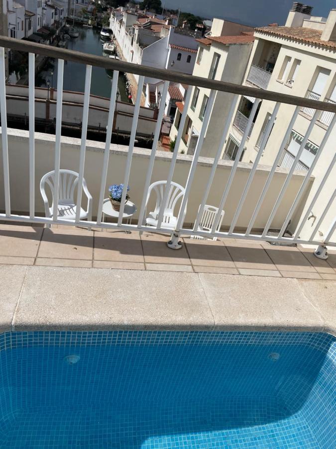 Casa Cartago * Empuriabrava