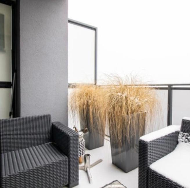 Apartment Super