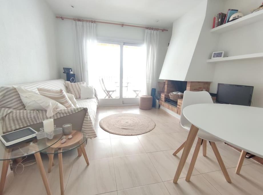 2 Minutes Walking To The Parking Included Apartment Calella De Palafrugell