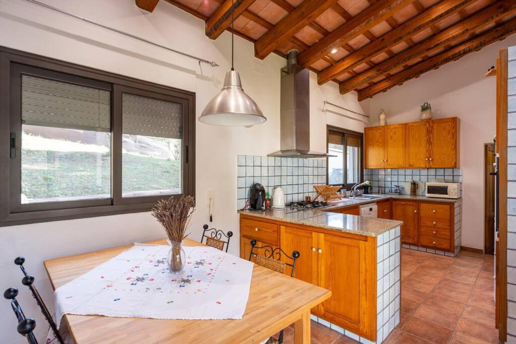 Holiday home Casa Con Piscina Cerca De *