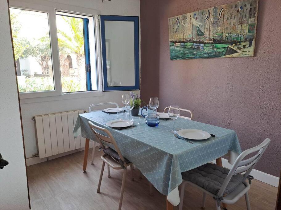Maison Pour 4 Personnes * L' Escala