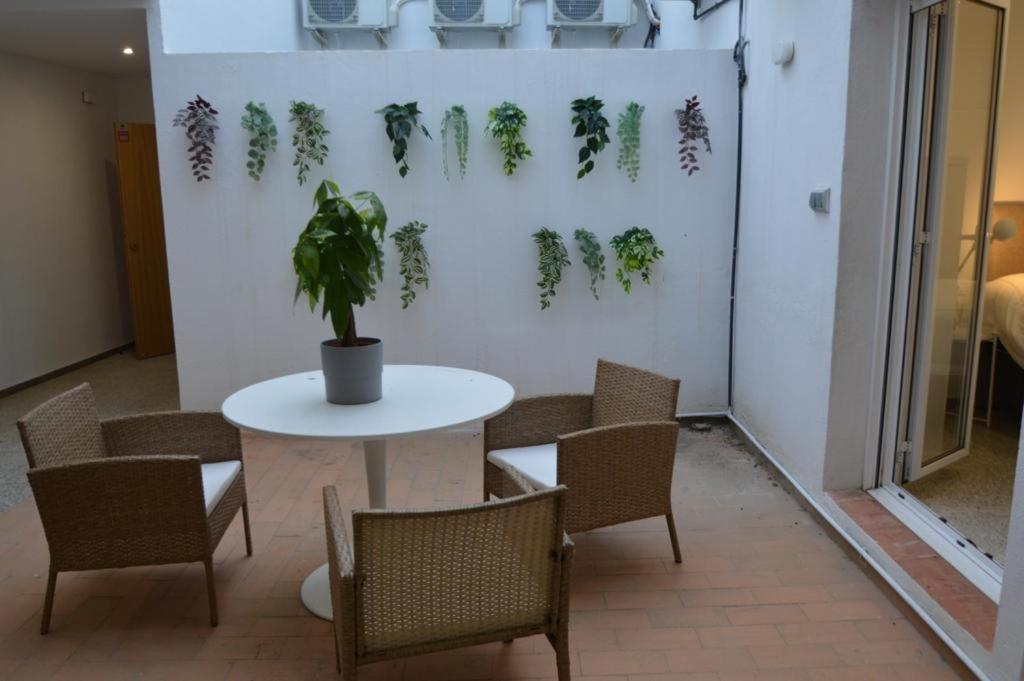 Center 3 Apartment