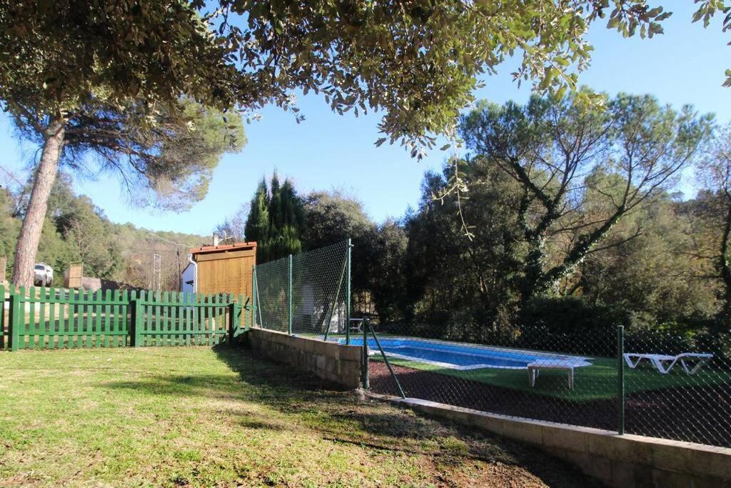 Casa Con Piscina Cerca De Holiday home *