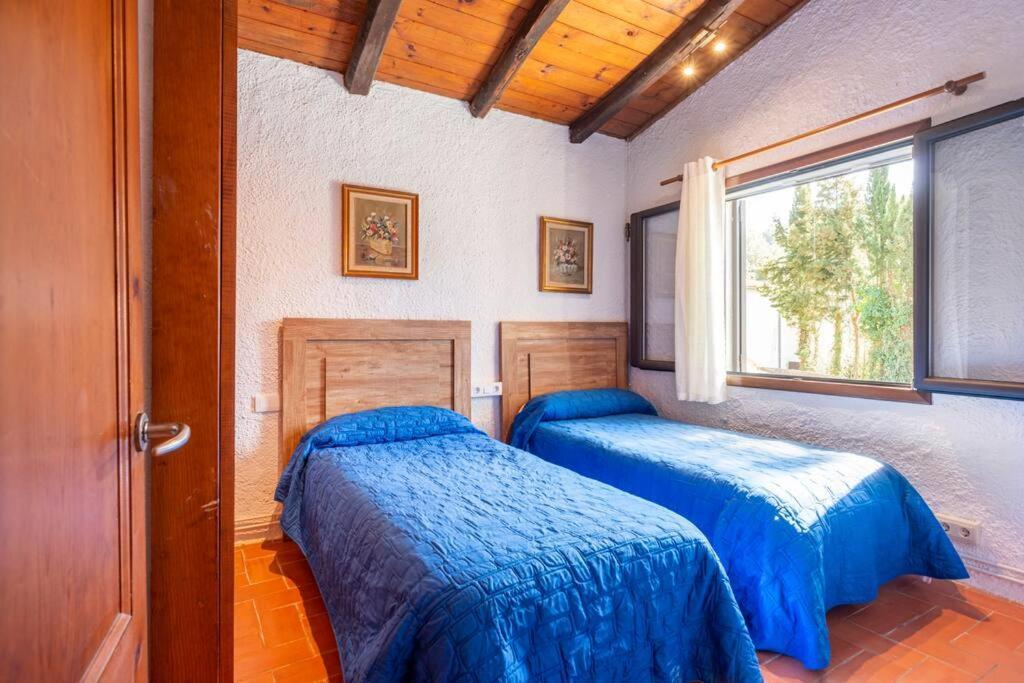 Holiday home Casa Con Piscina Cerca De *