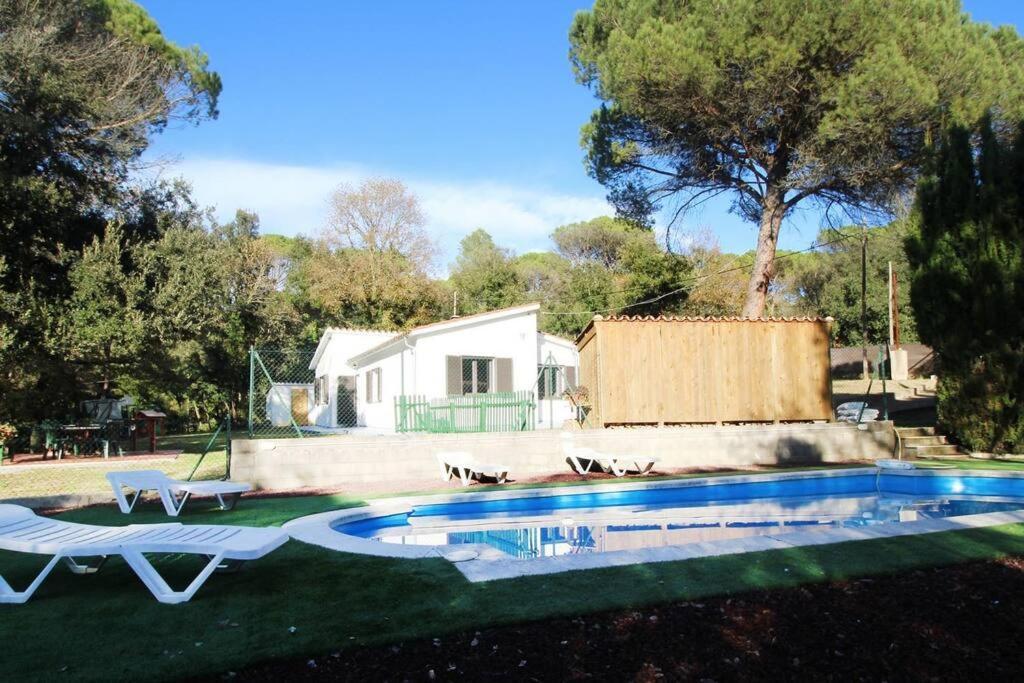 Casa Con Piscina Cerca De Holiday home *