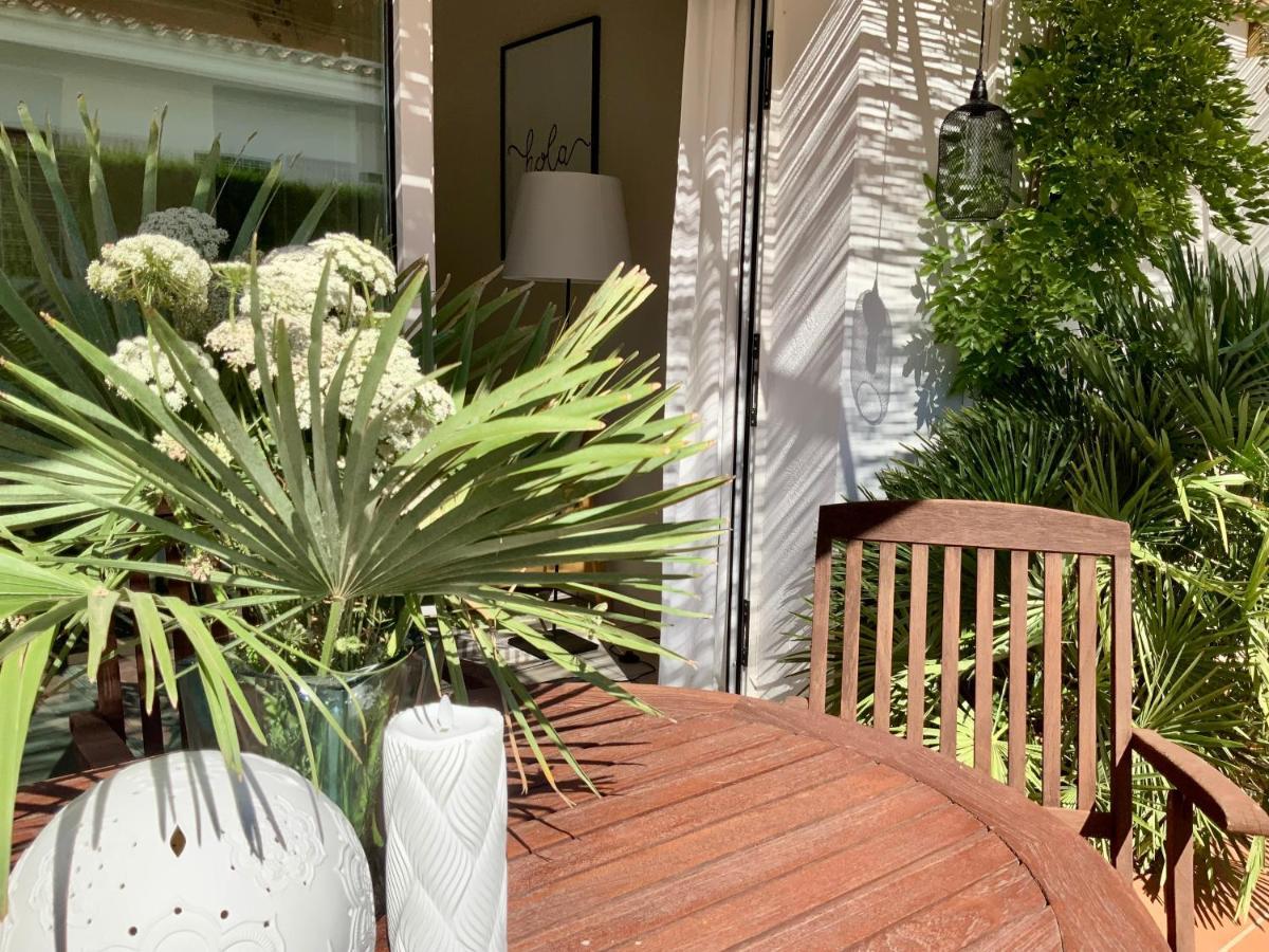 Coll, Terrace & Pool Apartment