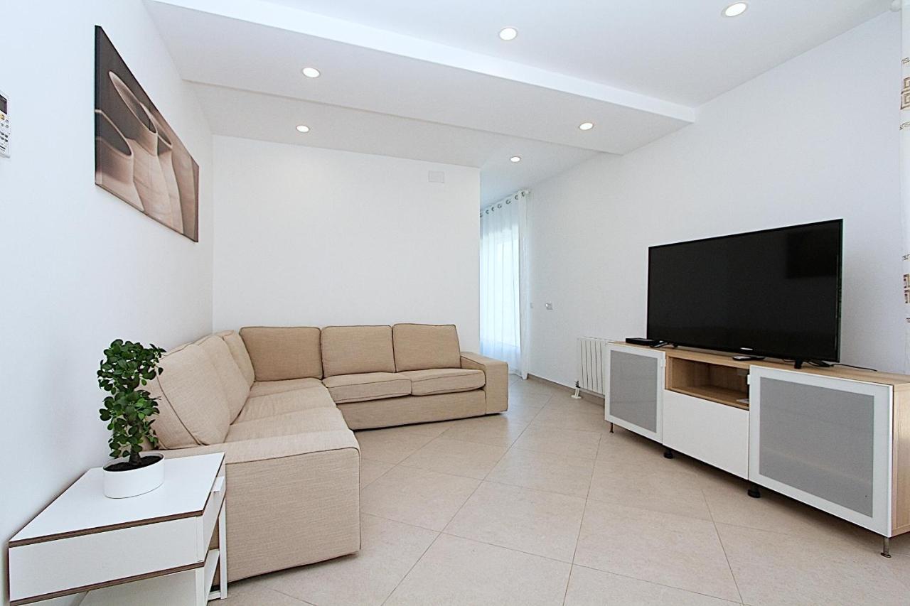 House Villa *