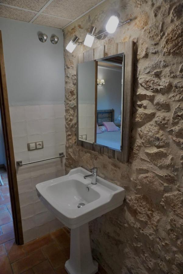 28 2* Torroella de Montgrí