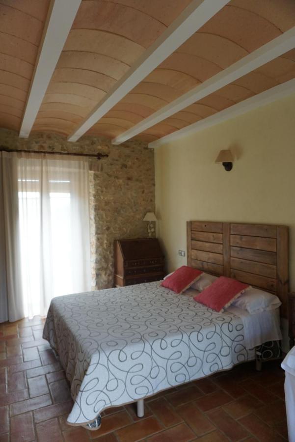 28 2* Torroella de Montgrí