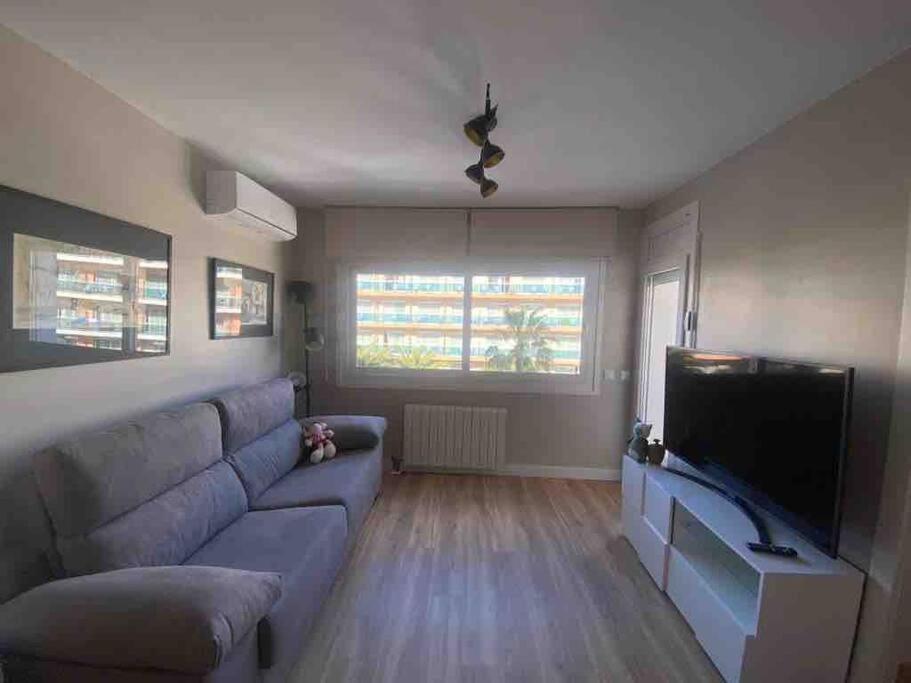 Lujoso Piso Enfrente De Playa De Fenals, 2 Terrazas Apartamento Lloret de Mar