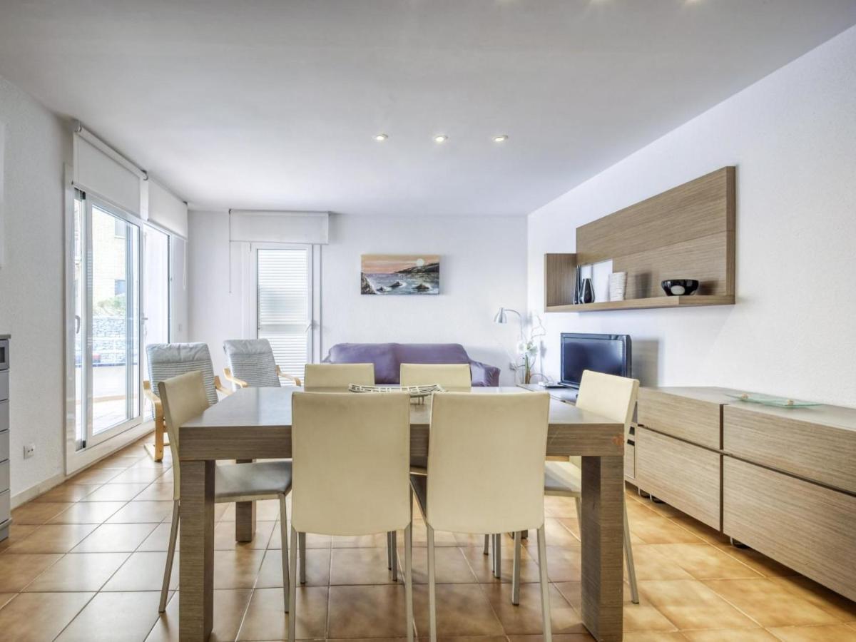 Apartment Platja De Roses-1 By Interhome