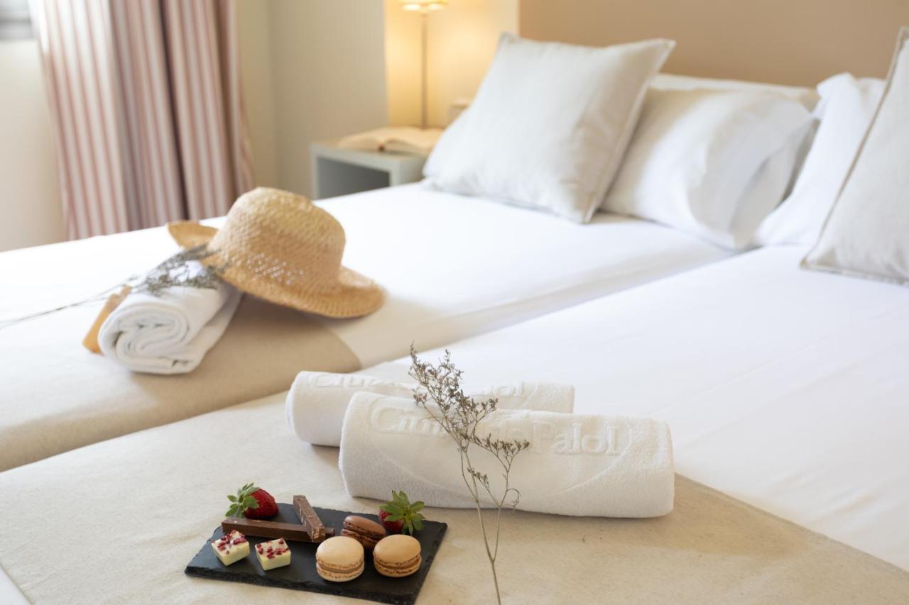 Ciutat De Palol Apartahotel