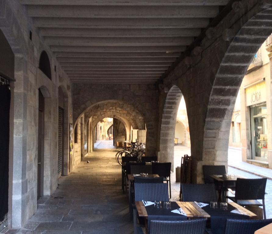 Apg Mercaders 6 * Girona