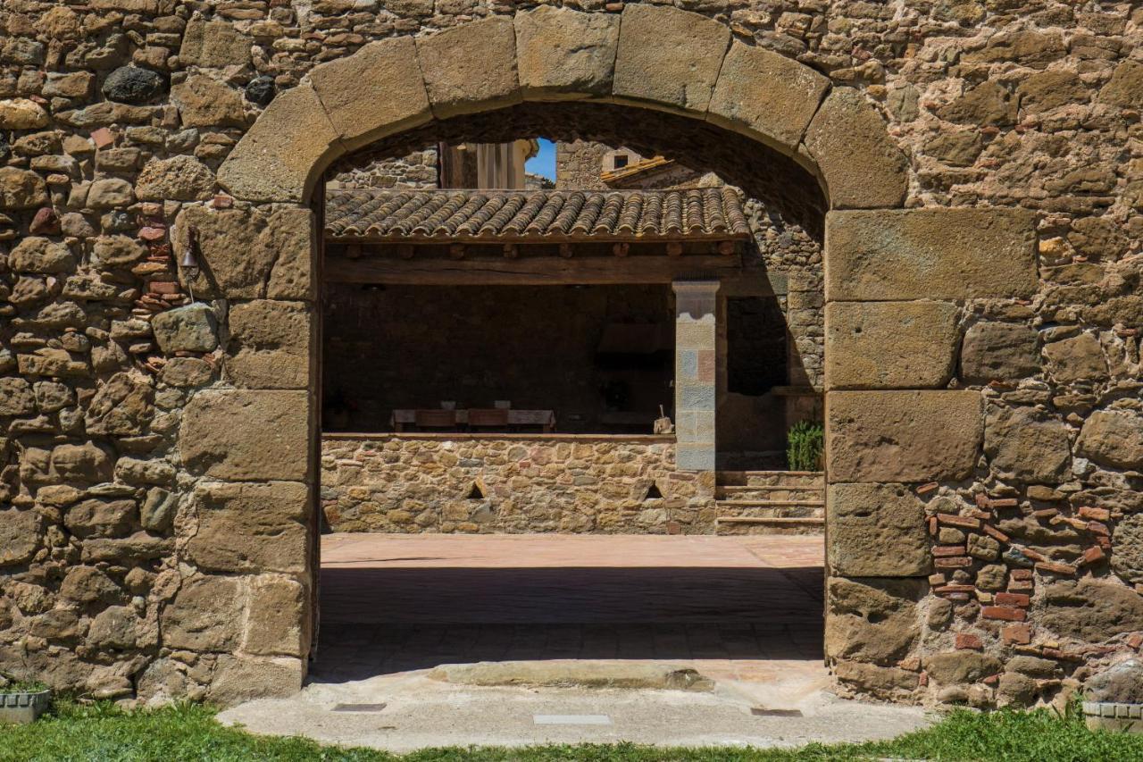 Mas Soles - Compartida En Parlavà - Girona * Parlava