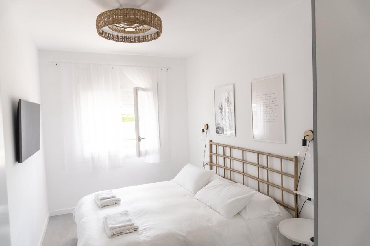 Con Parking A 50m De La Playa Apartment *