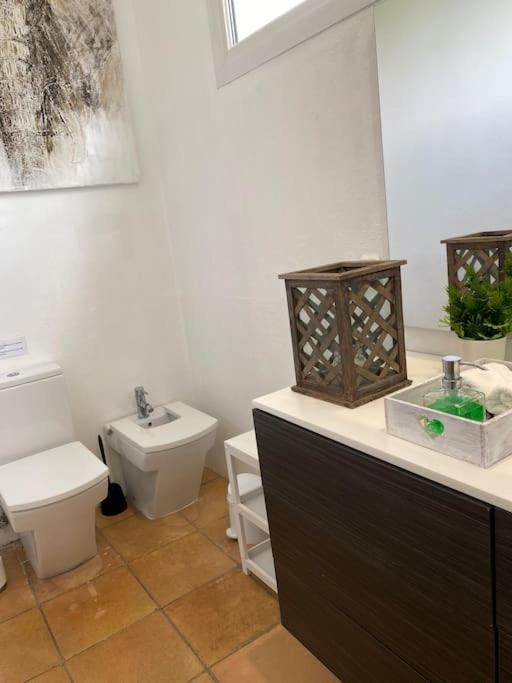 Villa Casa Y Loft Minimalista, Jardin Y Parking Privado Girona