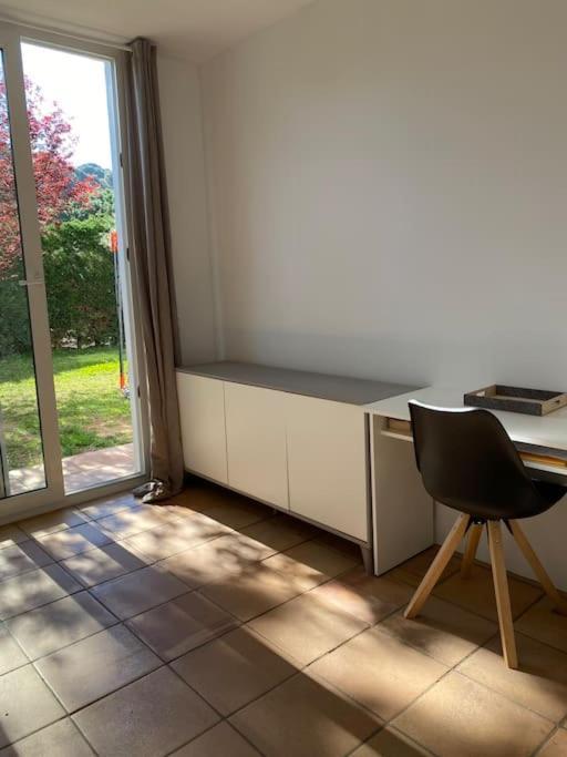 Casa Y Loft Minimalista, Jardin Y Parking Privado * Girona