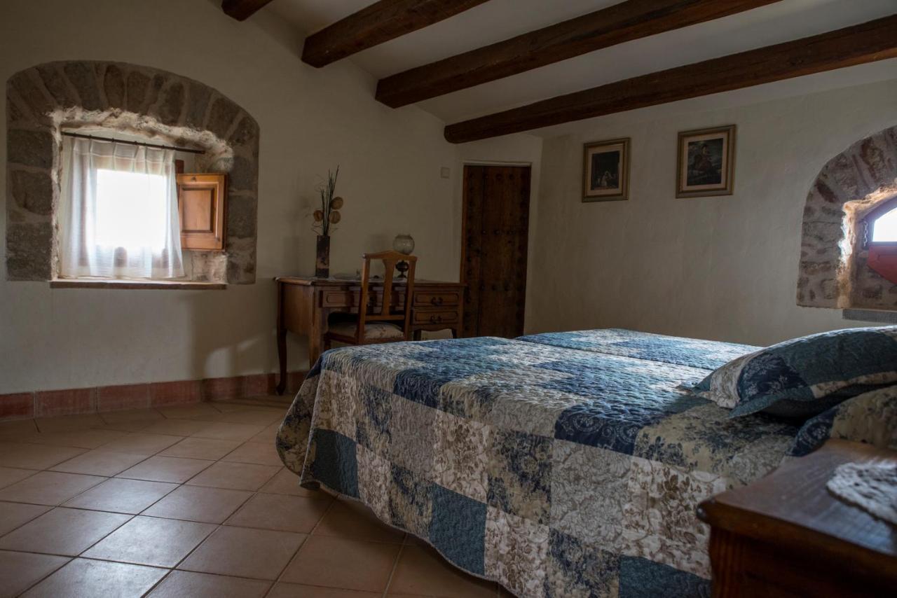 Villa Mas Soles - Compartida En Parlavà - Girona *