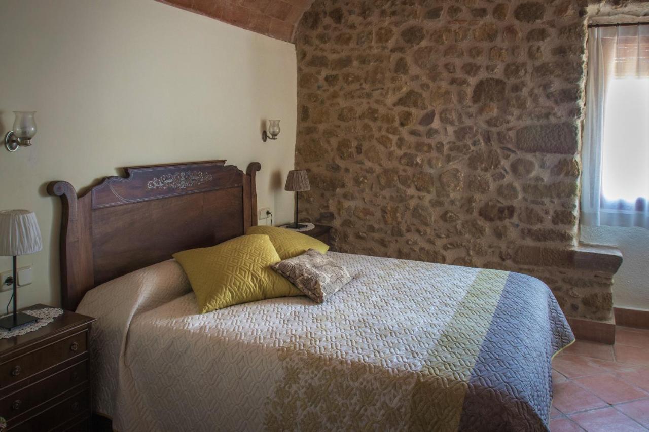Villa Mas Soles - Compartida En Parlavà - Girona *