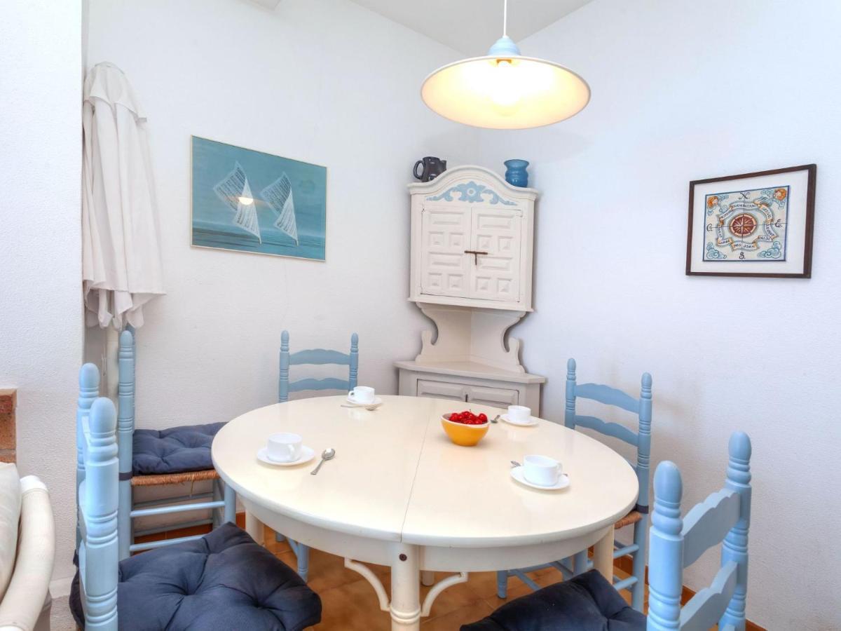 Apartamento Nicolas By Interhome Llançà
