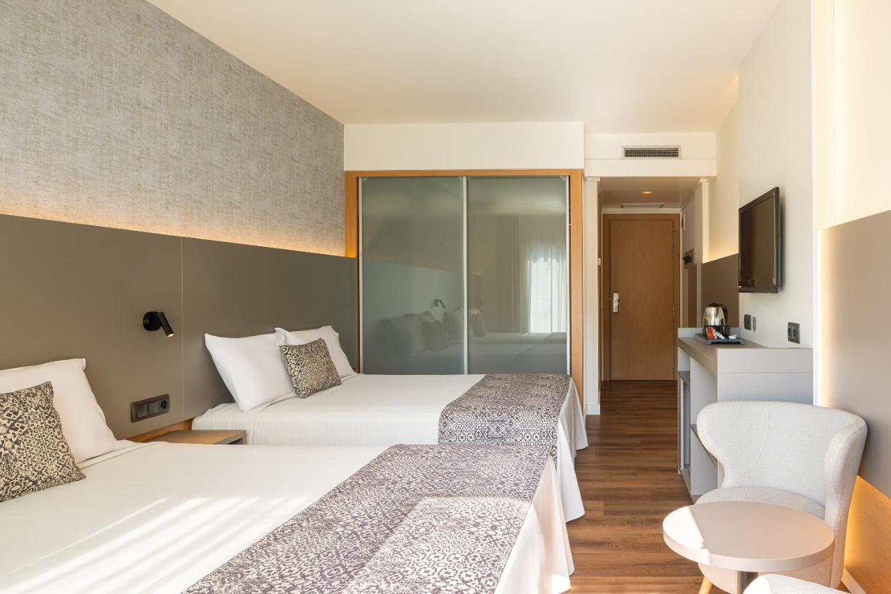 Golden Bahia De Tossa & 4* Sup. Hotel Tossa de Mar