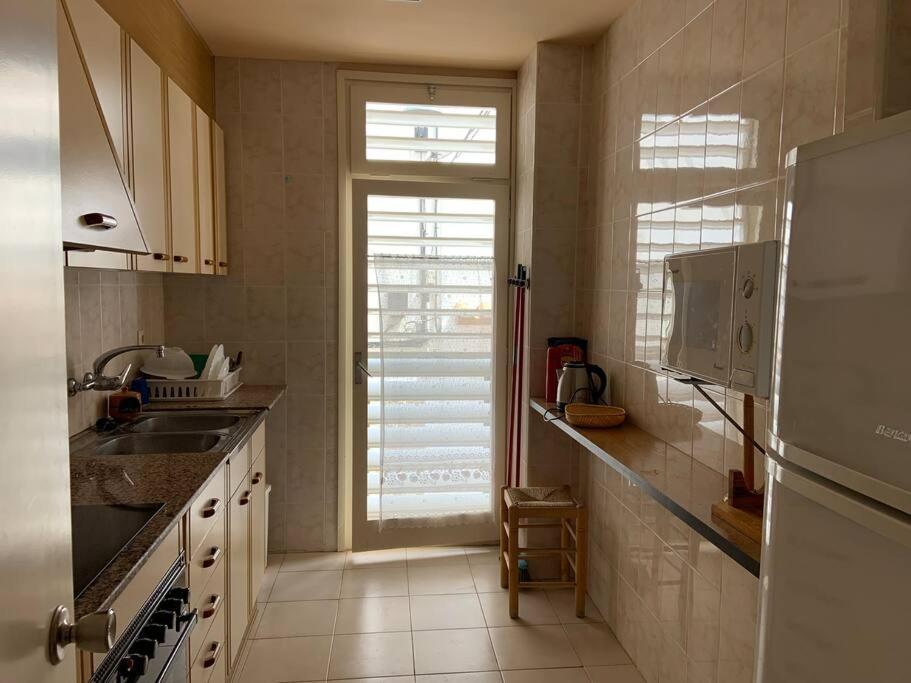 Apartamento Piso Con Parking En El Centro A 2 Minutos De La Playa