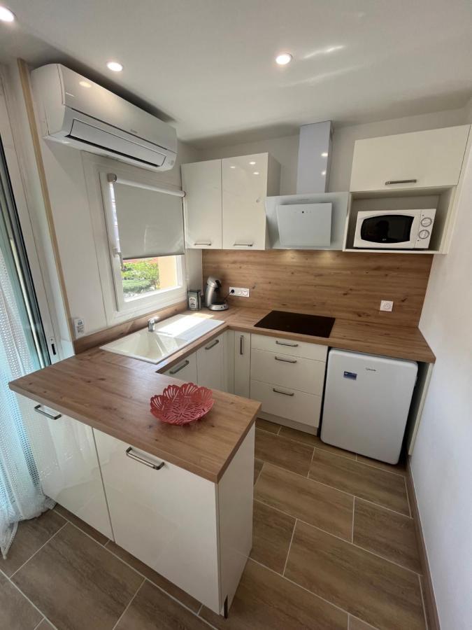 1 Chambre Climatise Avec 3 Piscines A 200 M De La Plage Apartment