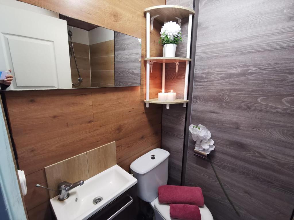 Estudio Para Disfrutar De Unas Vacaciones Inolvidables! * Roses
