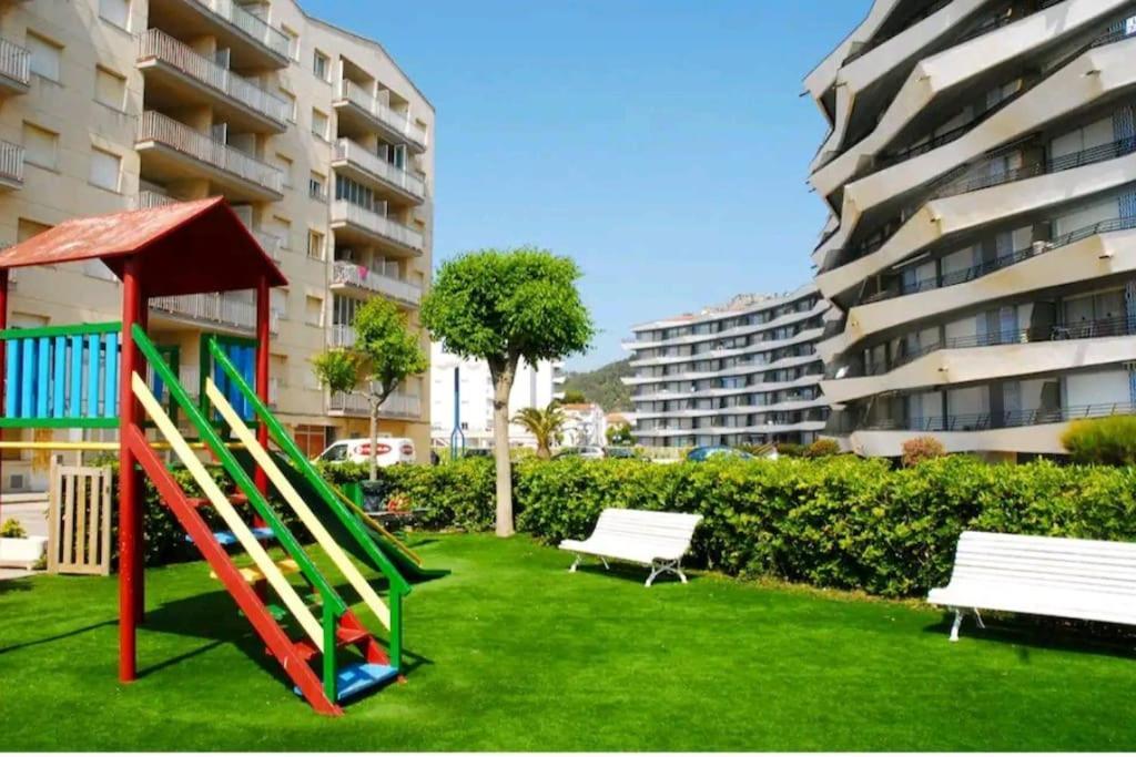 Vibras Estartit Playa Y Piscina *