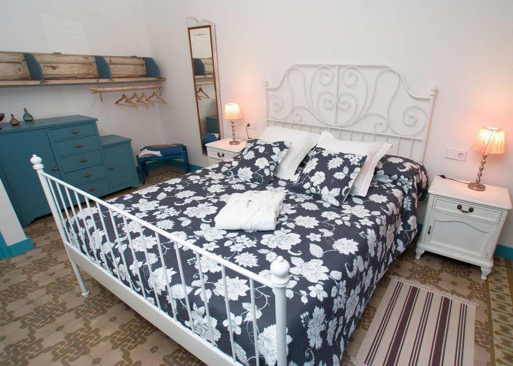 Chic Sant Feliu de Guixols