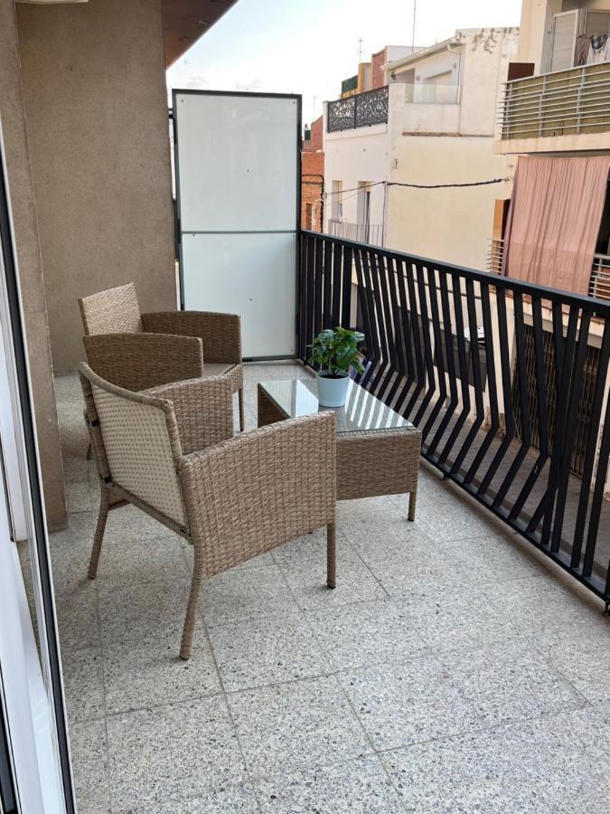 Apartment Center 3 *