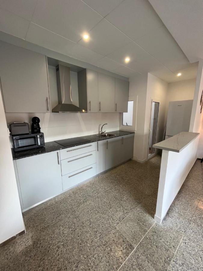 Apartment Center 3 *