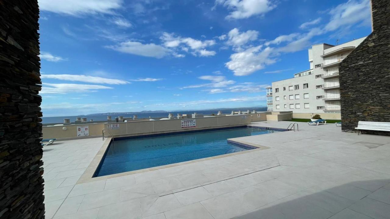 Apartamento Luminoso Frente Al Mar Con Piscina Rosas