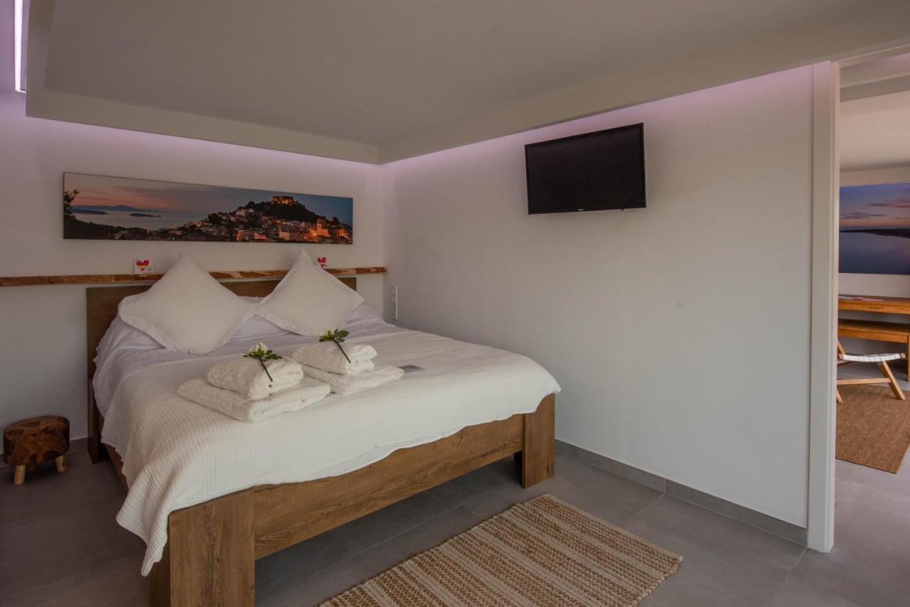 Romantic Modern Private Swimming Pool 5 Min Walk From Centre