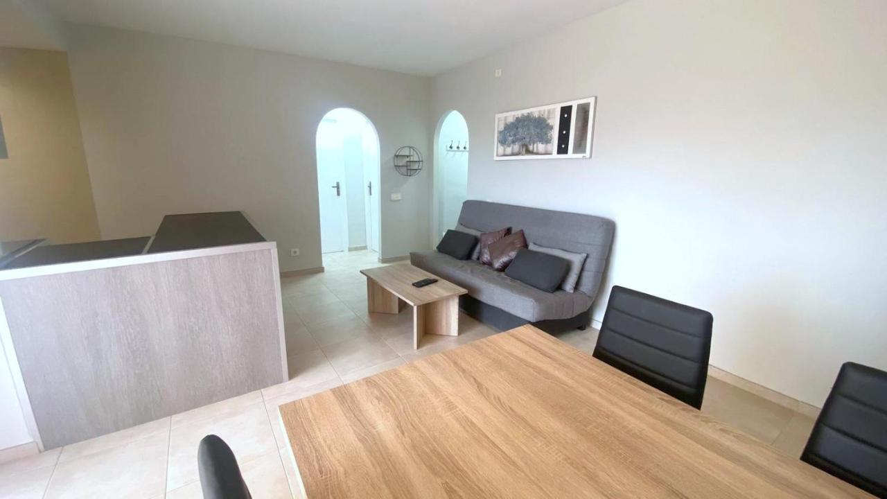 Olimpe 2 8 Apartment