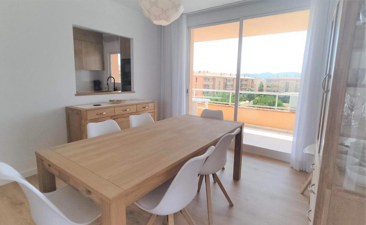 Apartamento 3h Primera Linea De Mar Y Piscina Gm 2 424 *
