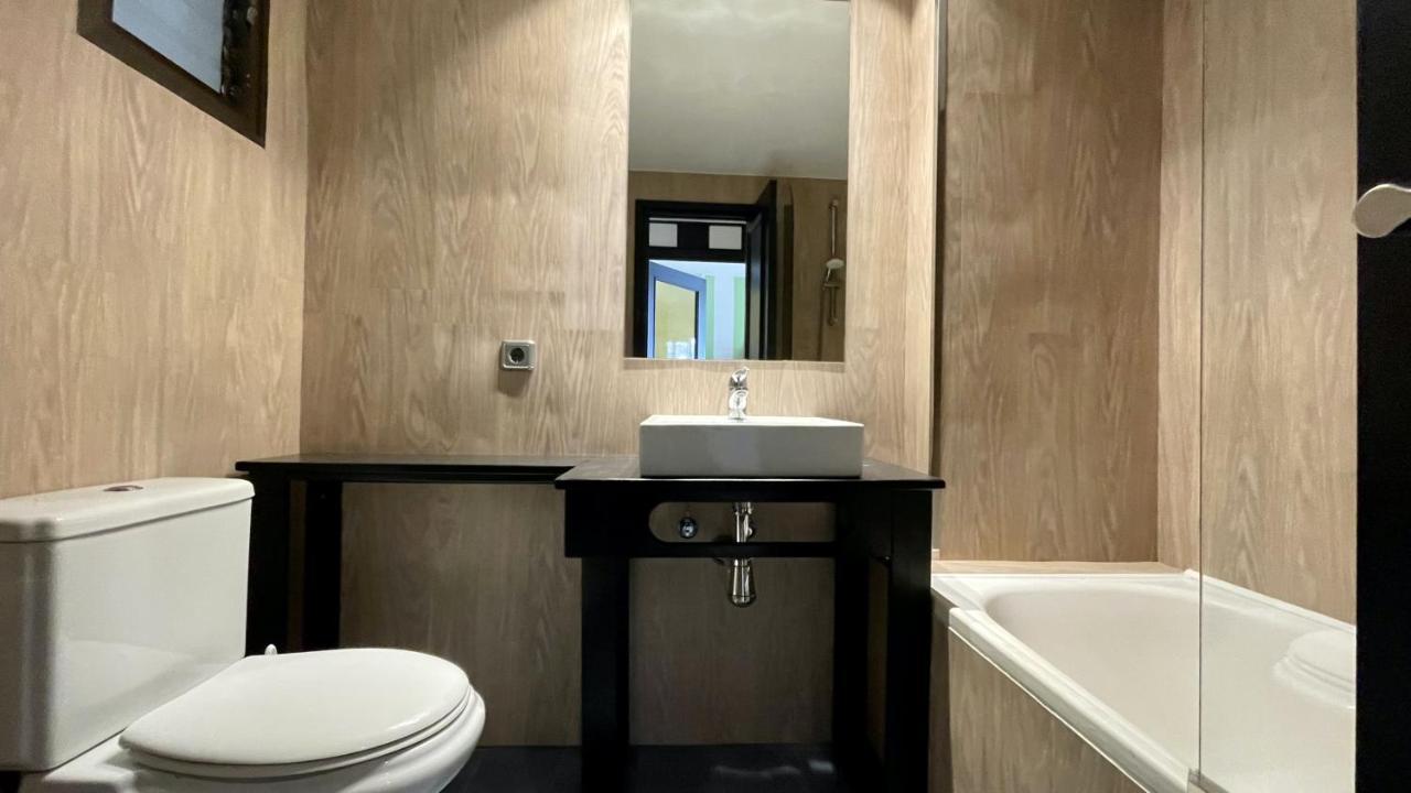 Apartment Salles 02 *