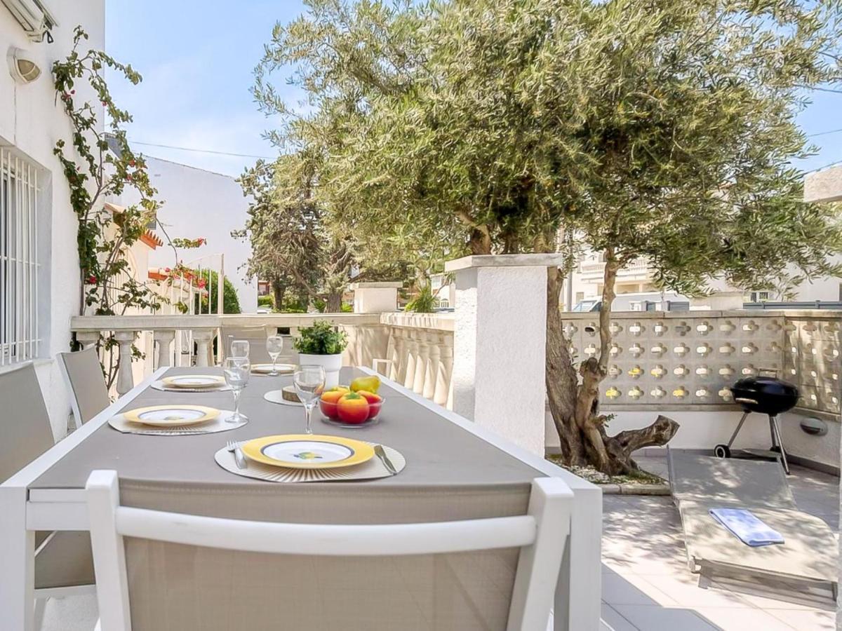 Bahia 58 By Interhome Ampuriabrava