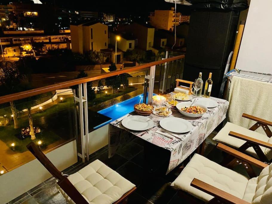 Luminoso Con Piscina Apartment
