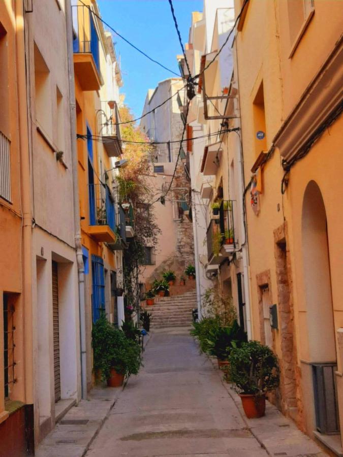 Apartamento 2 Bedroom Large Modern In Old Town 50m From The Beach! Blanes
