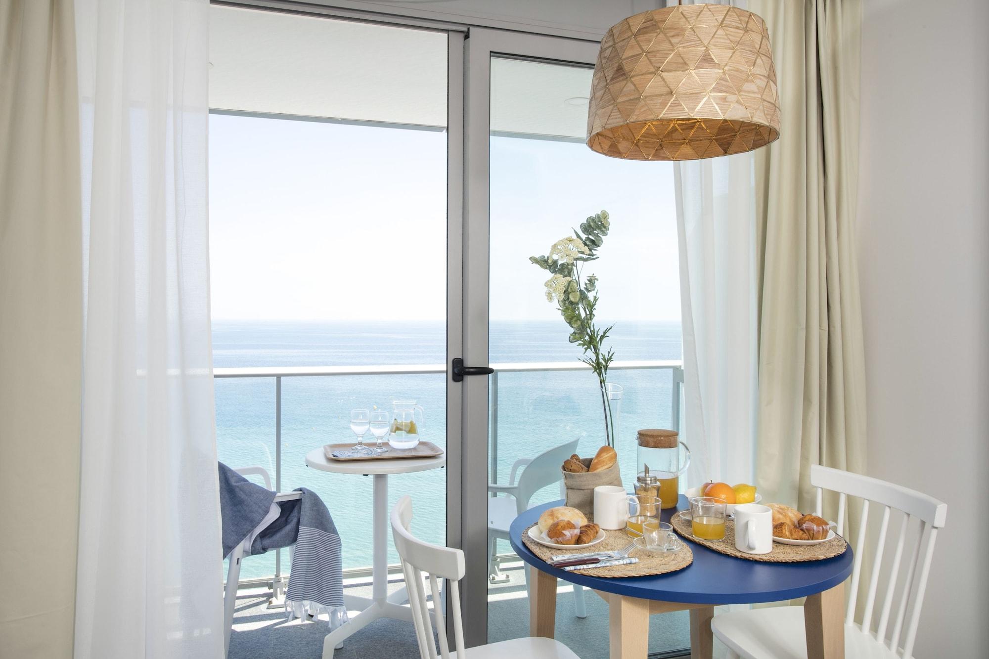 Pierre & Vacances Blanes Playa Apartment *