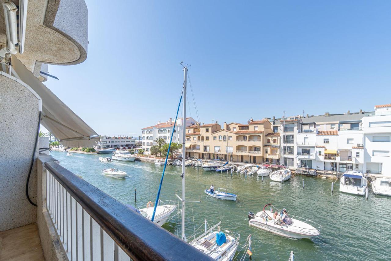 Ref 403 Apartamento *