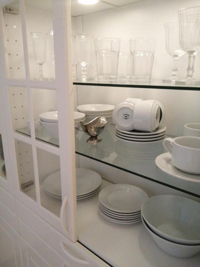 Apartamento 2 Bedroom Large Modern In Old Town 50m From The Beach! *