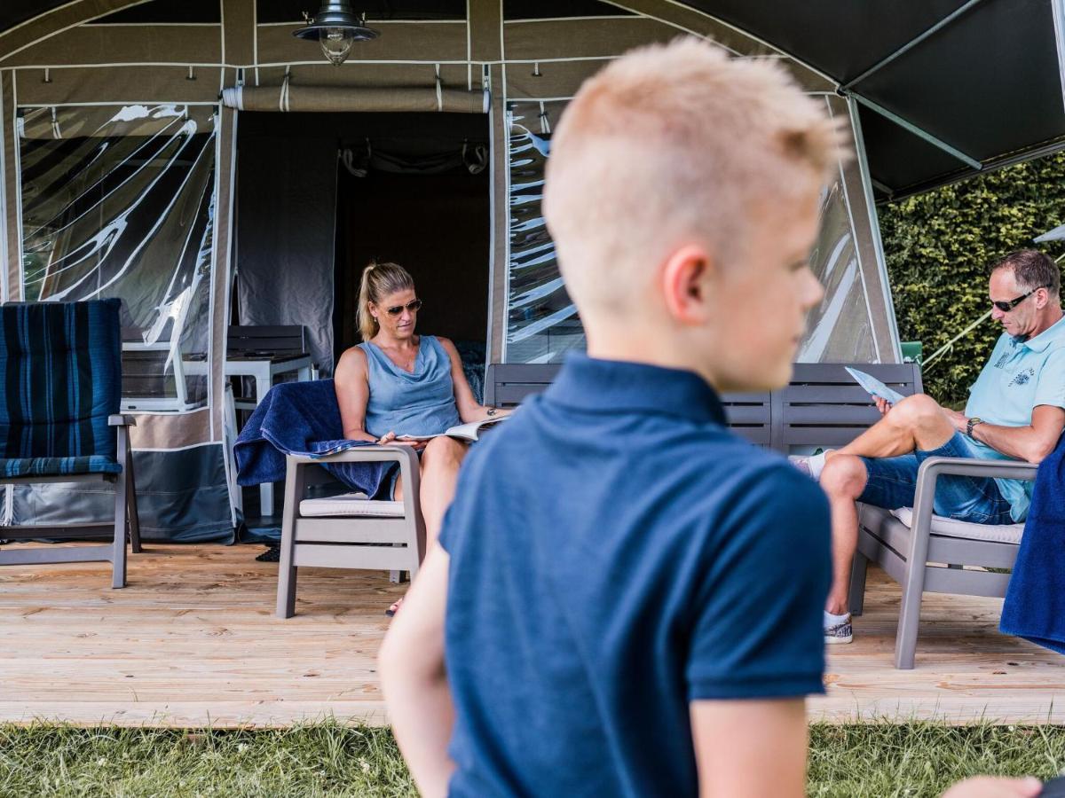 Luxury tent Tent On A Park, Just 2 5 Km From The