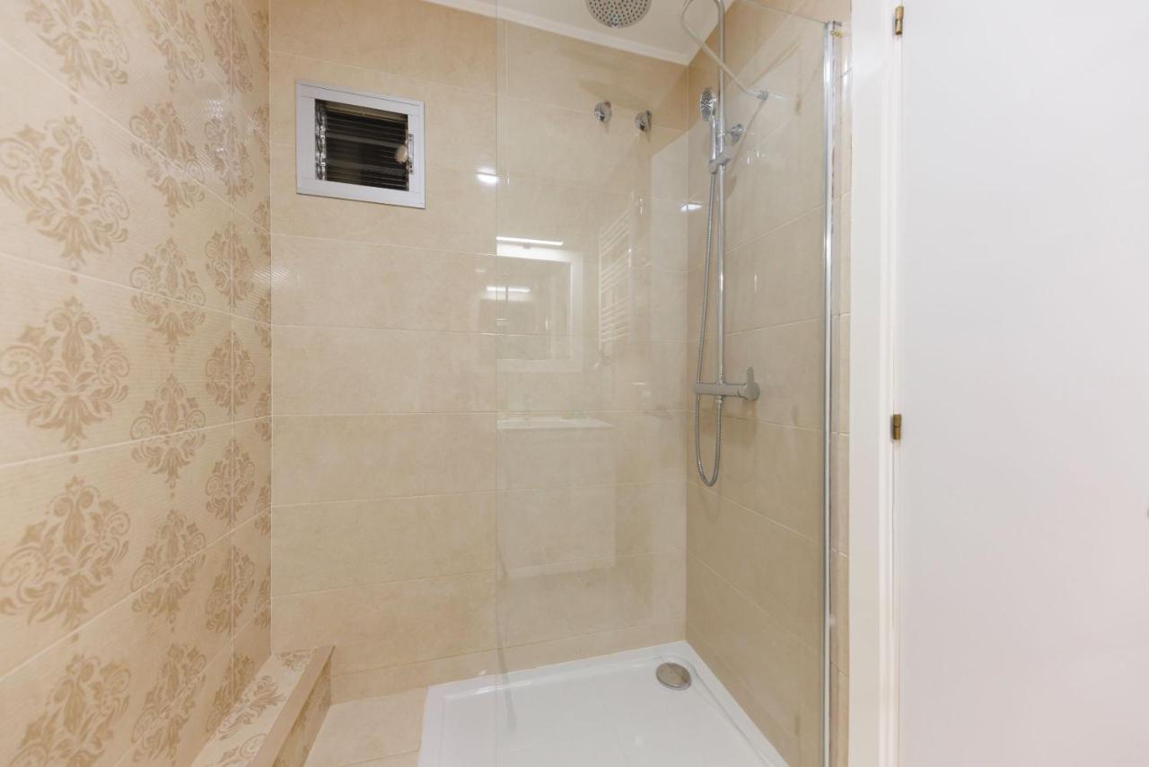Bravissimo Figuerola, Spacious 3-bedroom Apartamento