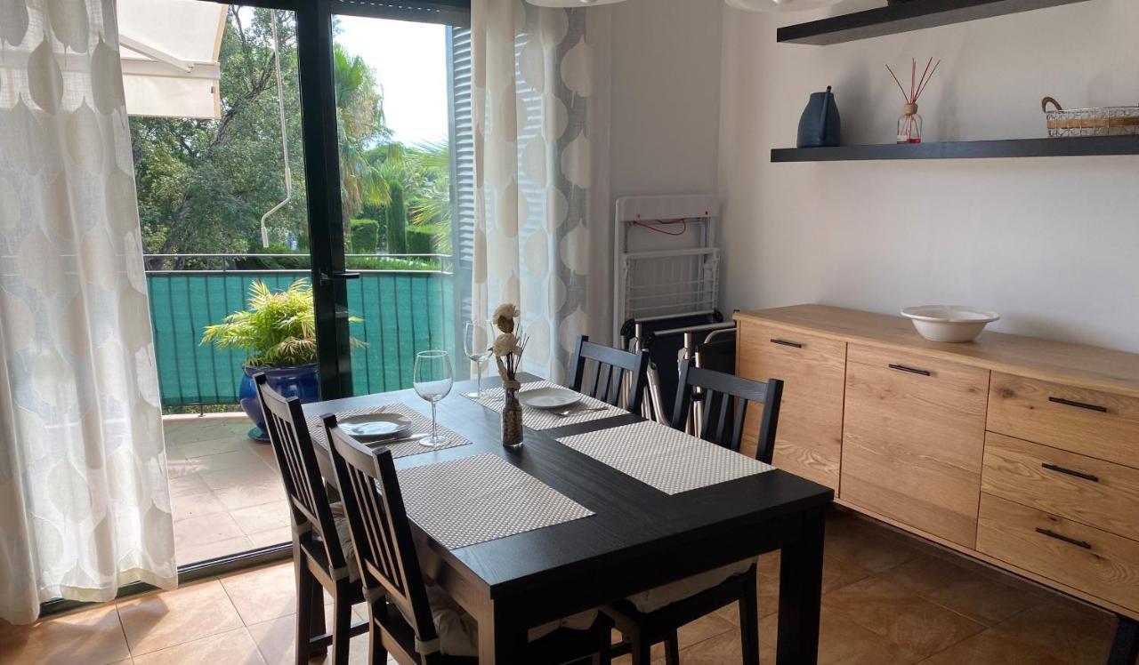 Pinea 12 D Apartment *