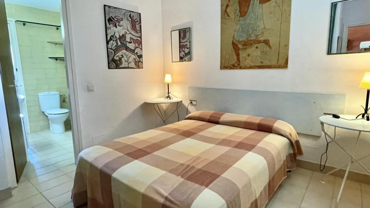 Apartamento Puig Padro 4 2-2 *