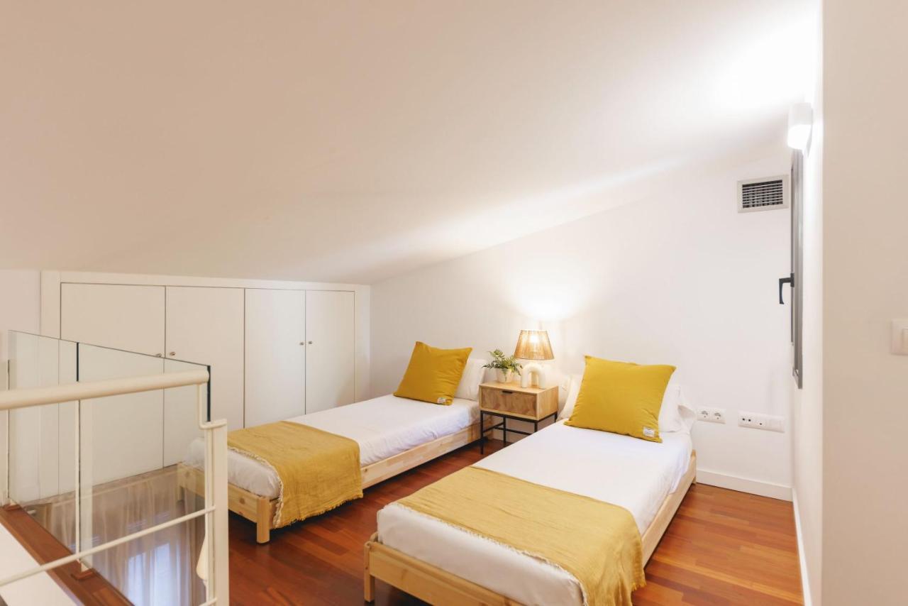Apartment Bravissimo Placa Catalunya 2-2, Duplex *